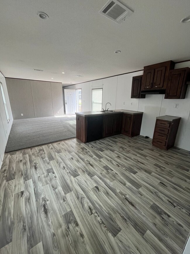 Building Photo - Tusculum Living 2 Unit Lot 13