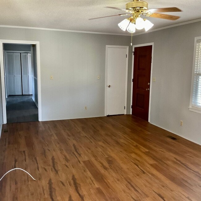 Photo - Brick Ranch Style home with 3 Bedrooms, 2.5 Baths