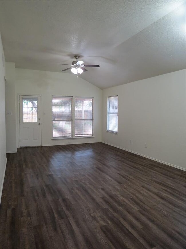 Photo - 1503 Serene Oaks Dr