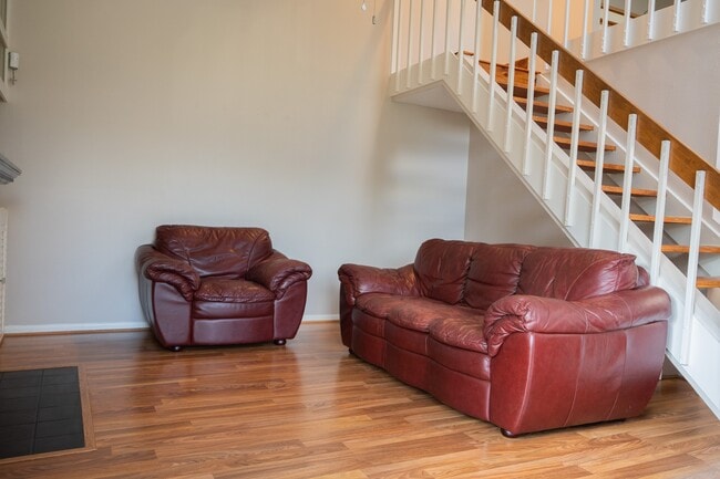 Photo - 1482 Gemini St