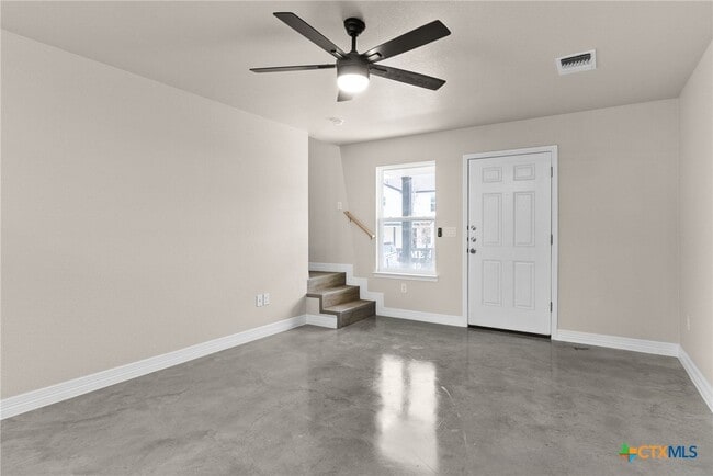 Photo - 803 White Meadow Ln