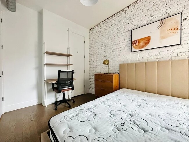 Photo - Furnished room/NOT APARTMENT Unit 2A