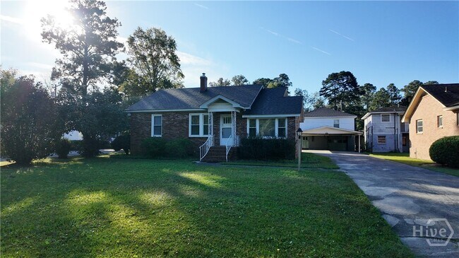 Photo - 123 Rommel Ave