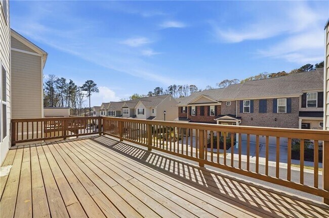 Photo - 361 Watson Ave