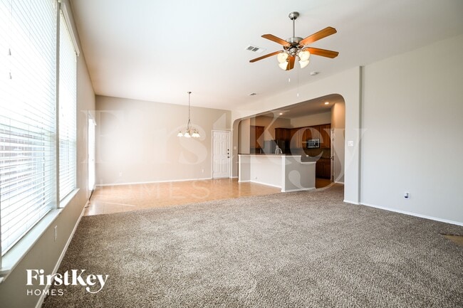 Photo - 824 Trailwood Dr