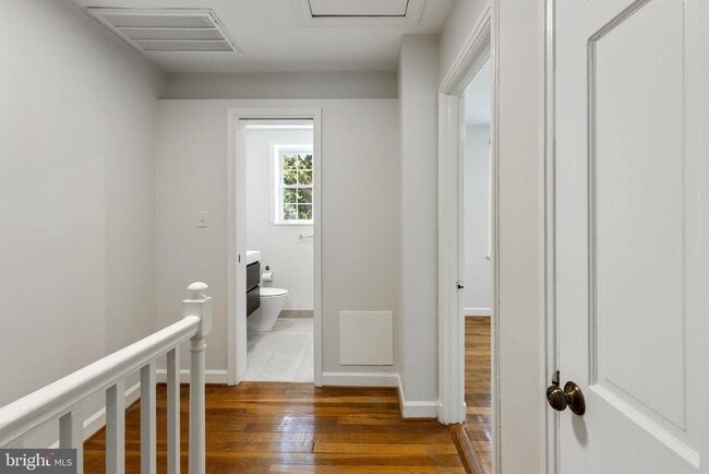 Photo - 2804 S Abingdon St