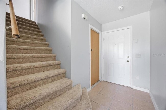 713 Washington Palm Loop
