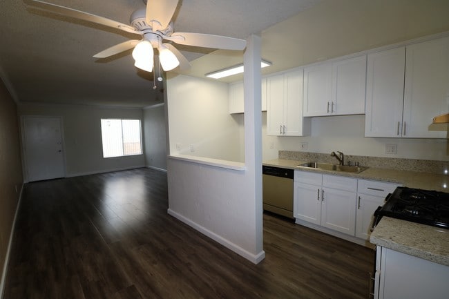 Villa Vista Apartments