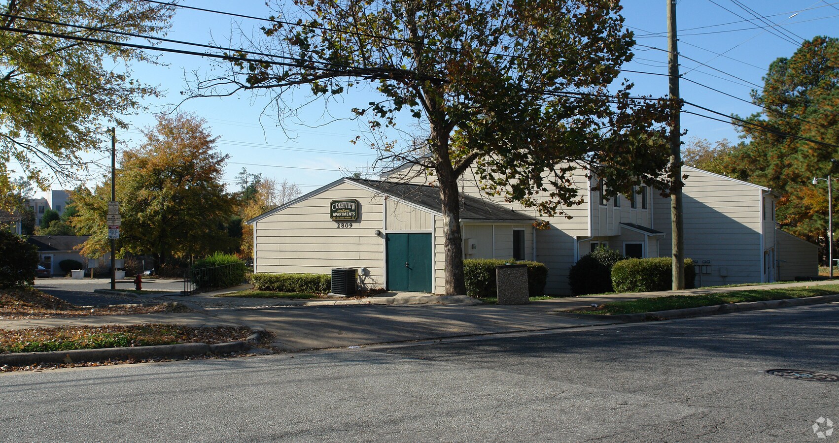 Crestview Apartments - Crestview Apartments
