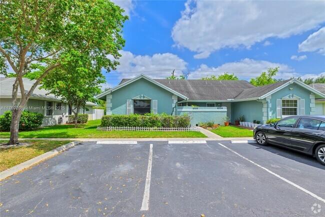 Building Photo - 4332 NW 120th Ln Rental