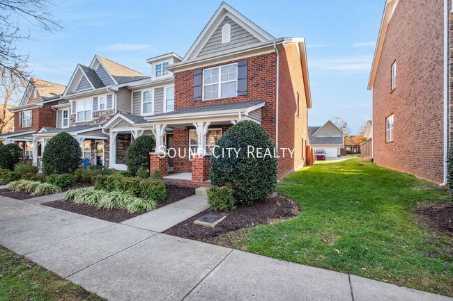 Building Photo - 1234 Riverbrook Dr