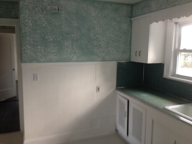 Photo - 71 Potter Ave Unit 71 1st Fl