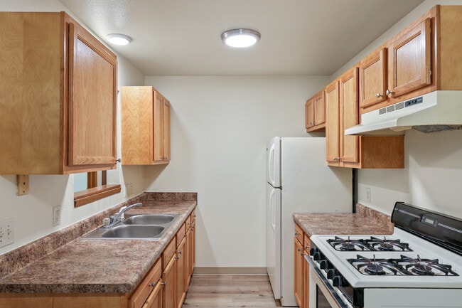 Photo - Parkview Apartments