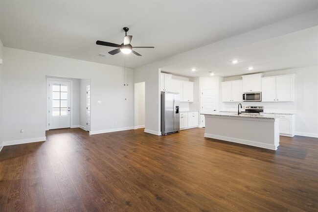 Photo - 517 W Luna Blue Ln