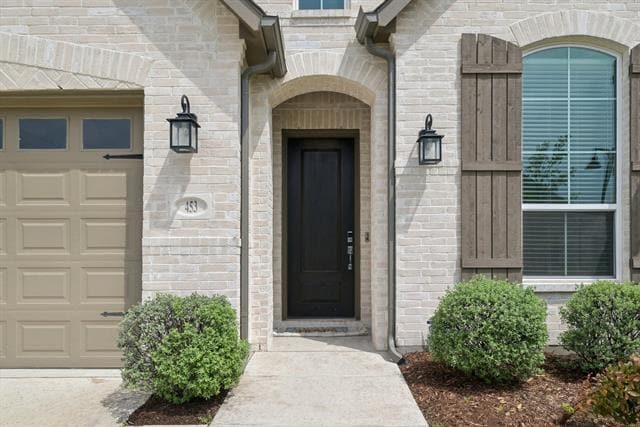 Photo - 453 Arcane St