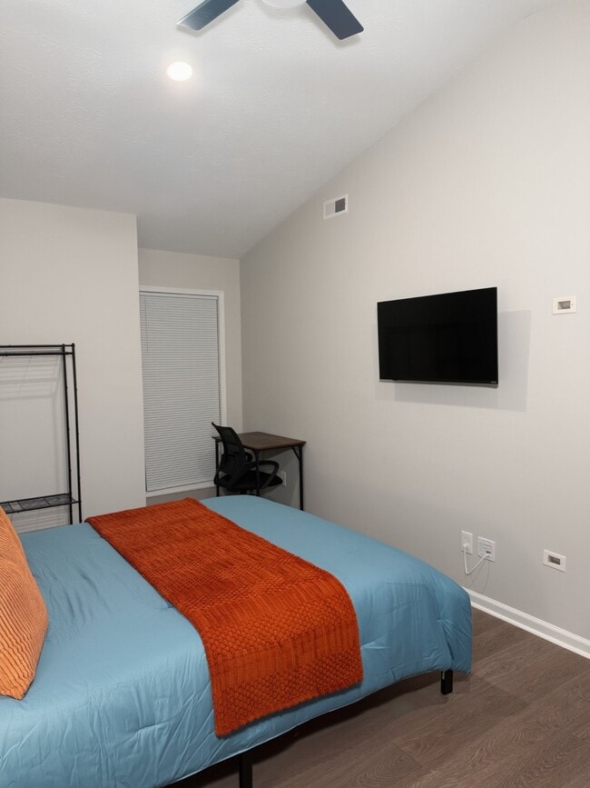 Photo - 8918 Habersham Dr