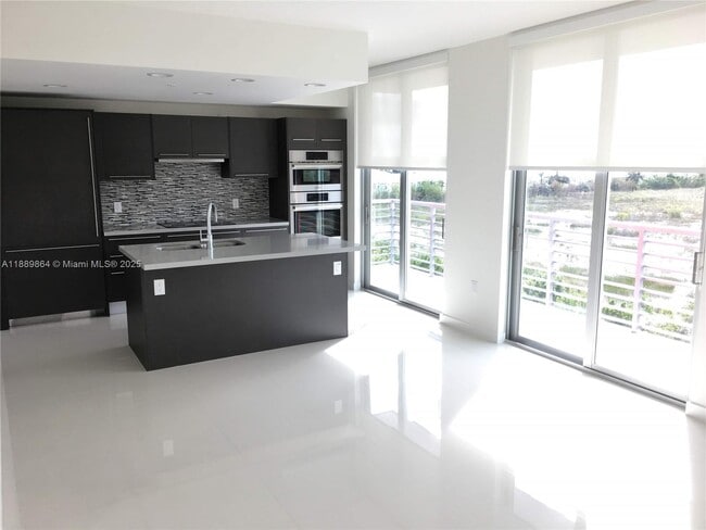 Photo - 7875 NW 107th Ave Unit 618