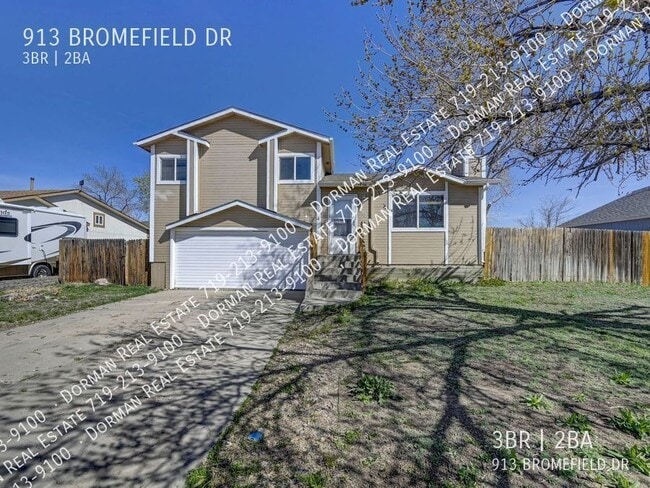 Building Photo - 913 Bromefield Dr