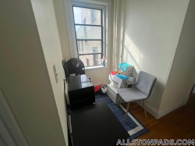 Building Photo - 1156 Commonwealth Ave