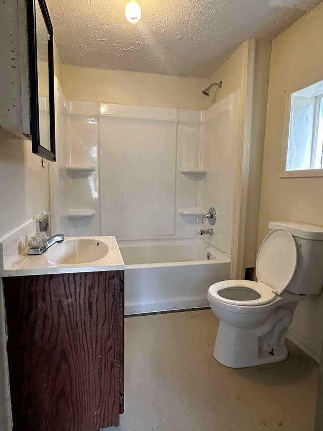 Photo - 434 N Kent St Unidad #4