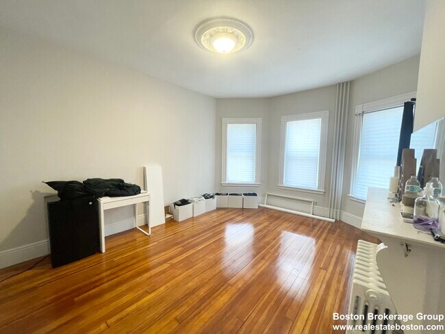 Photo - 158 Boston St Unit 2
