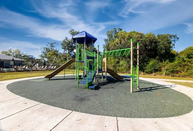 Photo - 516 N Pierce St