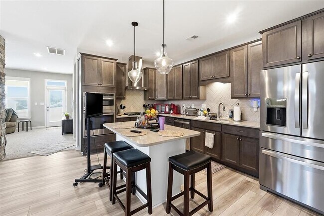 158 Laurel Farms Ln
