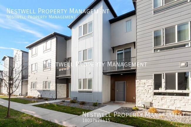 Modern 4-bed Townhome in American Fork - Modern 4-bed Townhome in American Fork