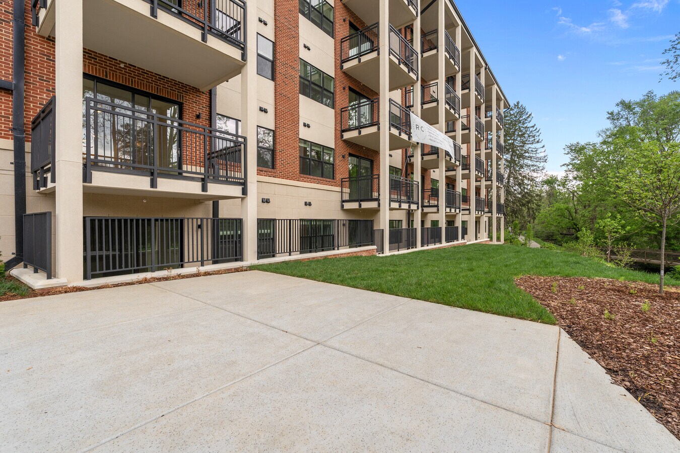 Reed Creek Greenway Apartments - Reed Creek Greenway Apartments