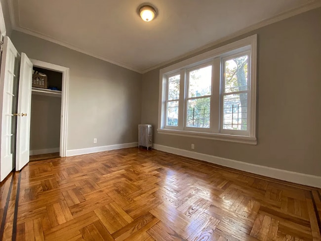 Photo - 90 E 52nd St Unidad 1F