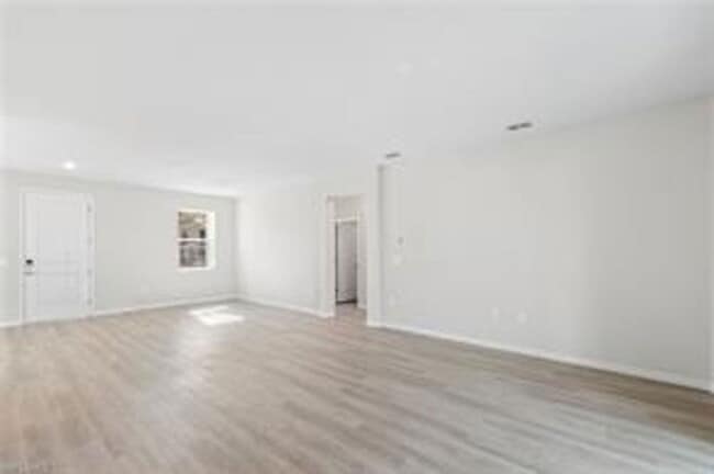 Photo - 1112 NE 19th St