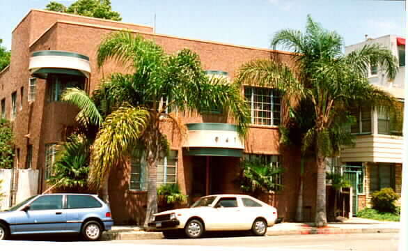 Photo - 941 E Broadway