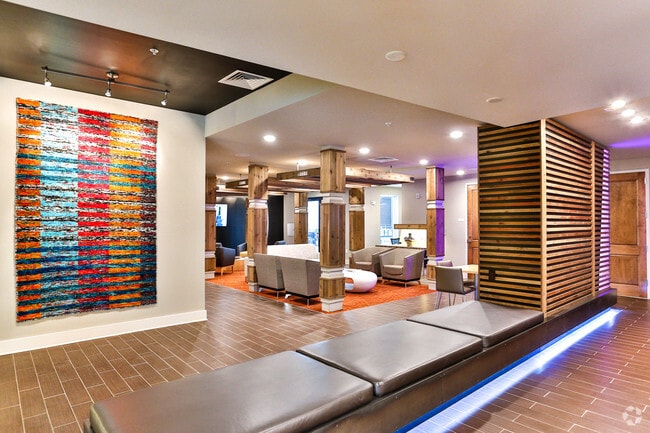 residents lounge - Loft One35