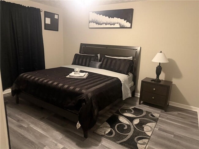 Photo - 2499 Brookgate Way