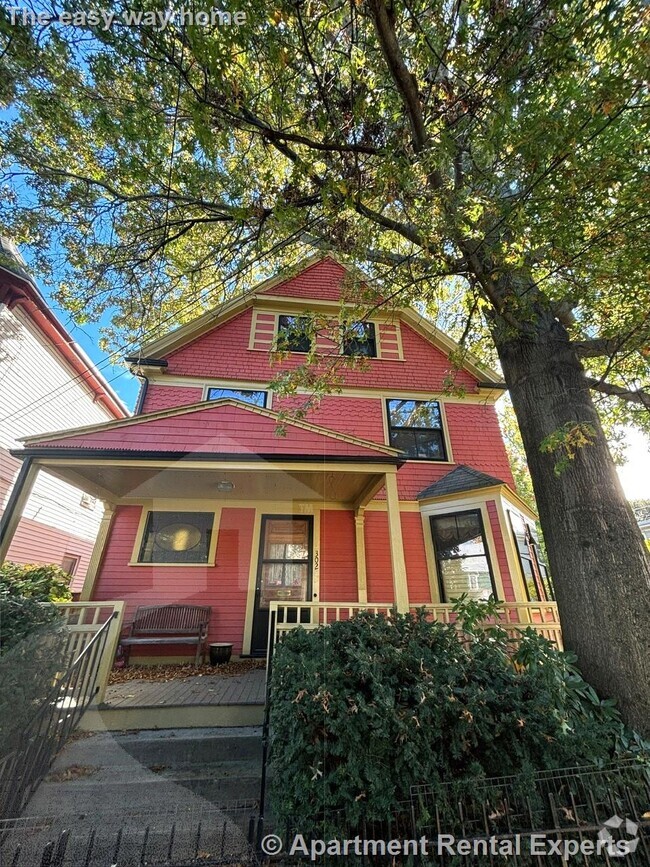 Building Photo - Cambridgeport 3rd floor 1 Bedroom for $285... Rental