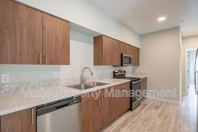 Photo - 13001 S Crompton Lane