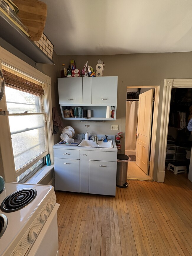 Photo - 105 Loomis St Unit #1