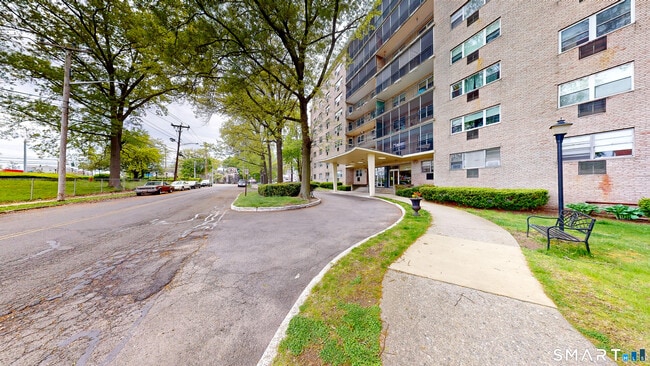 Building Photo - 25 Cartright St Unit 5D