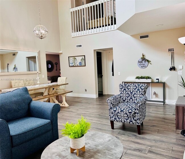 Photo - 1533 Garden Rd