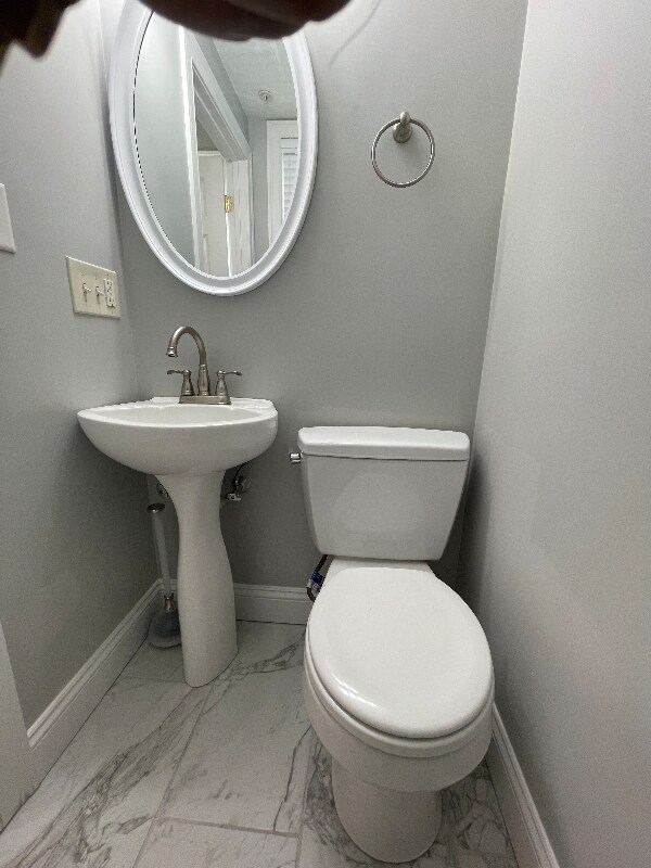 Photo - 360 Charles St