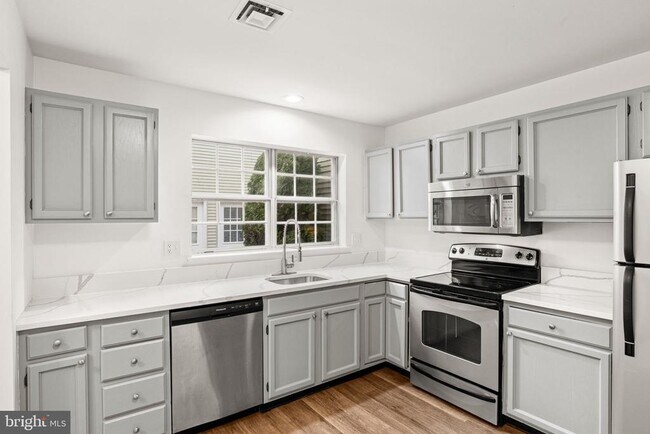 Photo - 2006 Wexford Rd