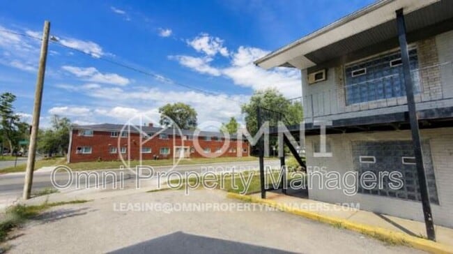 Photo - 11360 Wyoming Ave Unit Apt 4