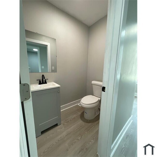 Photo - 3 Bedroom Completely rehabbed