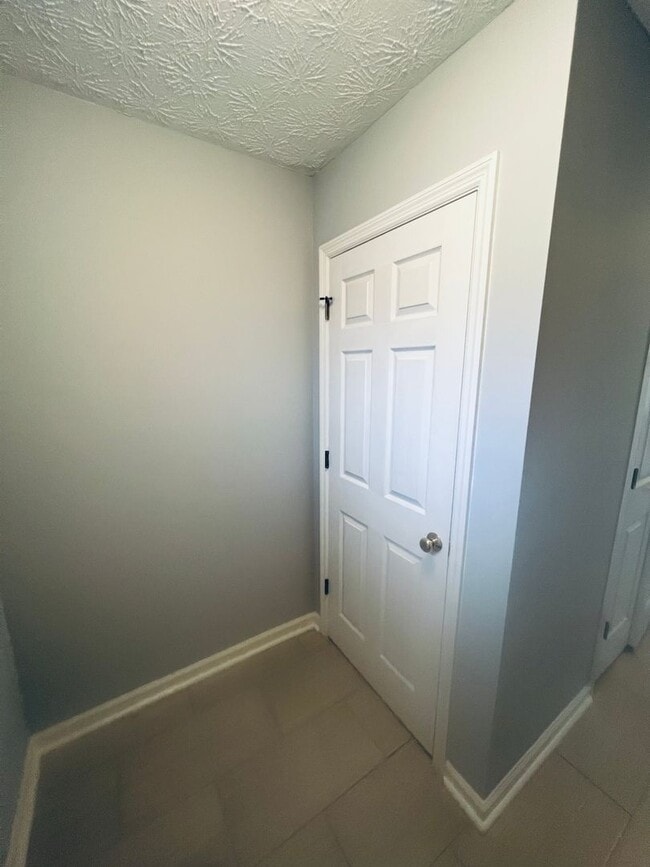 Photo - Donahue Crossing Condos, Unit 403 Unit 403