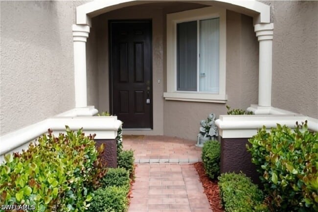Building Photo - 17533 Laurel Grove Ct