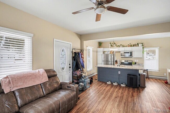 Photo - 532 E Broad St