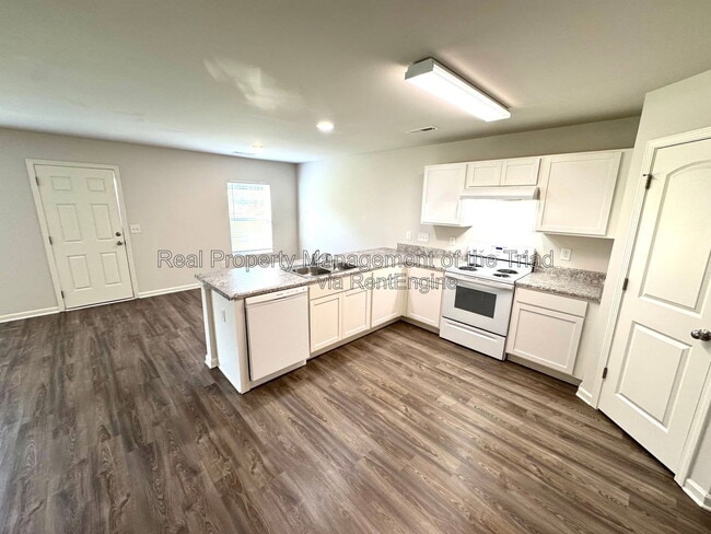 Photo - 4104 Devonwood Ct