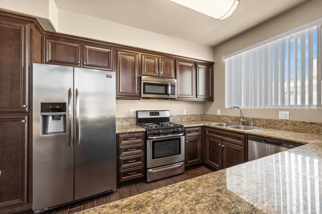 Photo - Le Blanc Apartments
