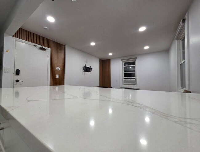 Photo - 478 Fabyan Pl