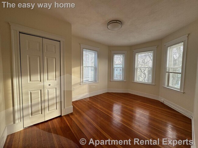 Photo - 65 Conwell Ave